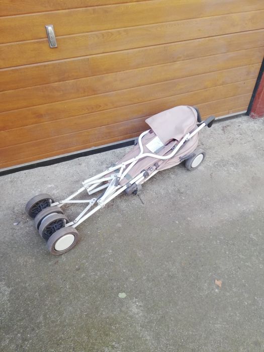 Cărucior sport, stare bună, foarte practic pentru deplasări, concedii