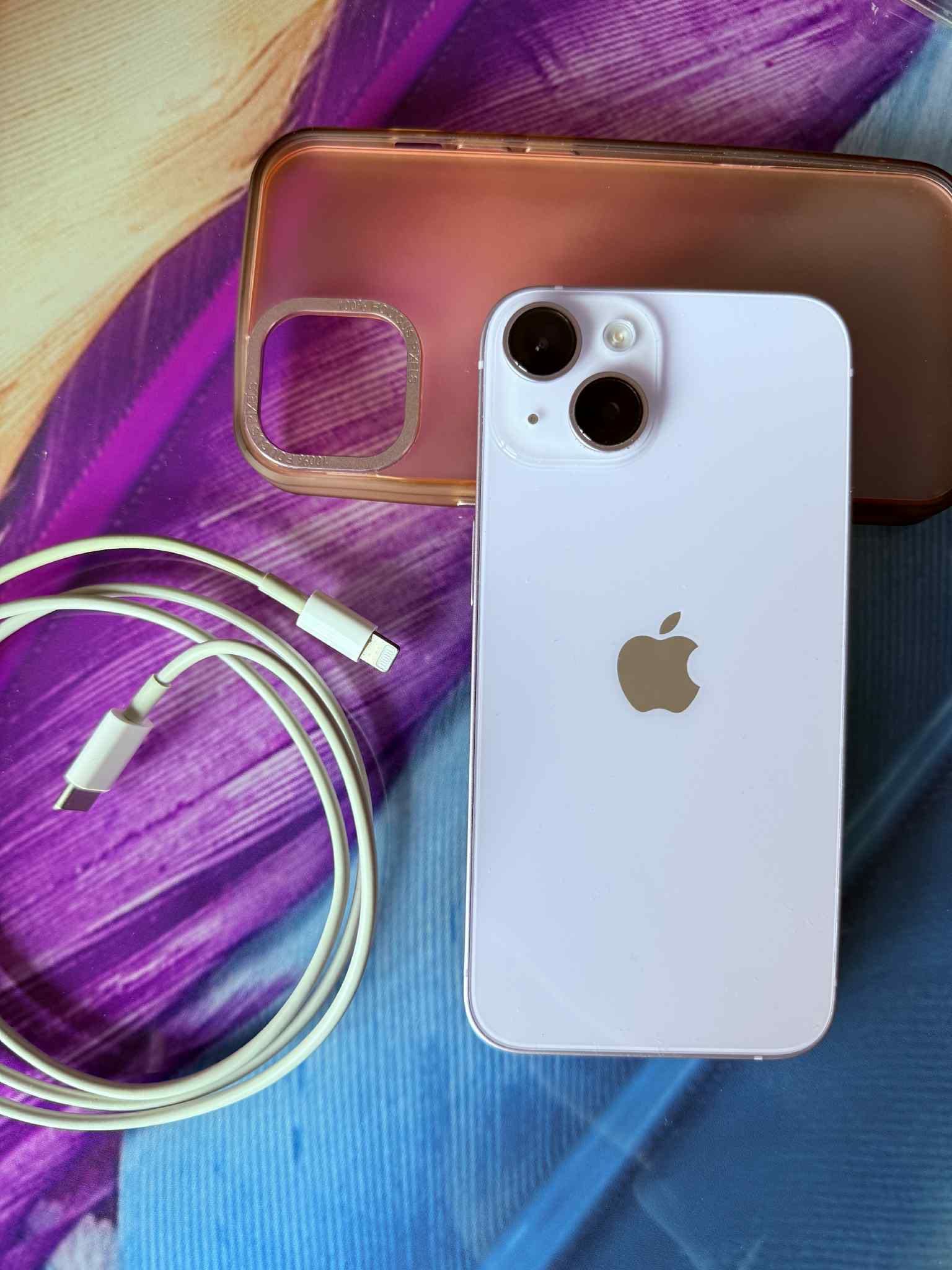 Продавам Apple Iphone 14 Purple 128 gb