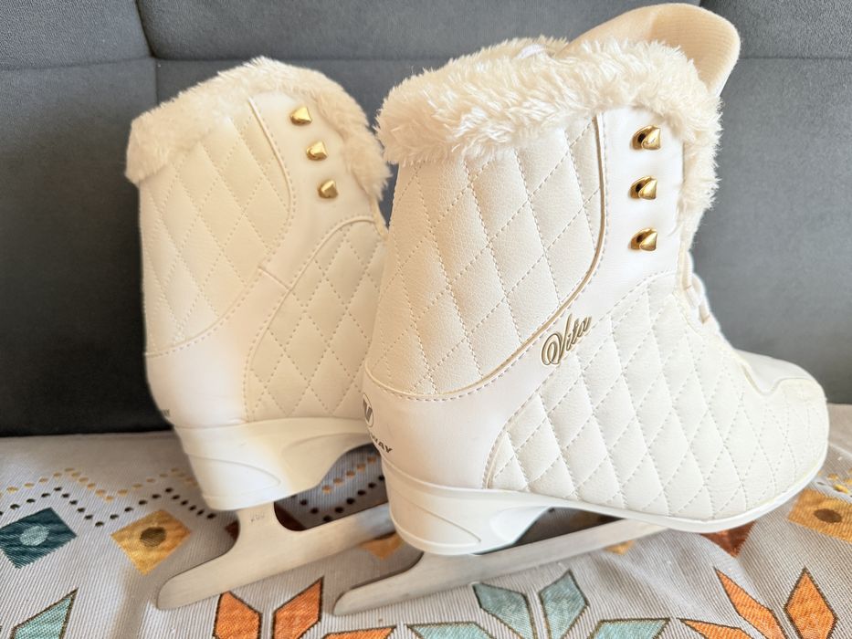 Коньки белоснежные женский