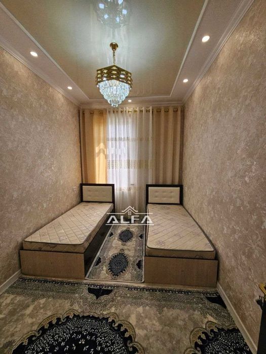 Buxoroda kvartira sotiladi 3 xonali 78m² 4-qavat.