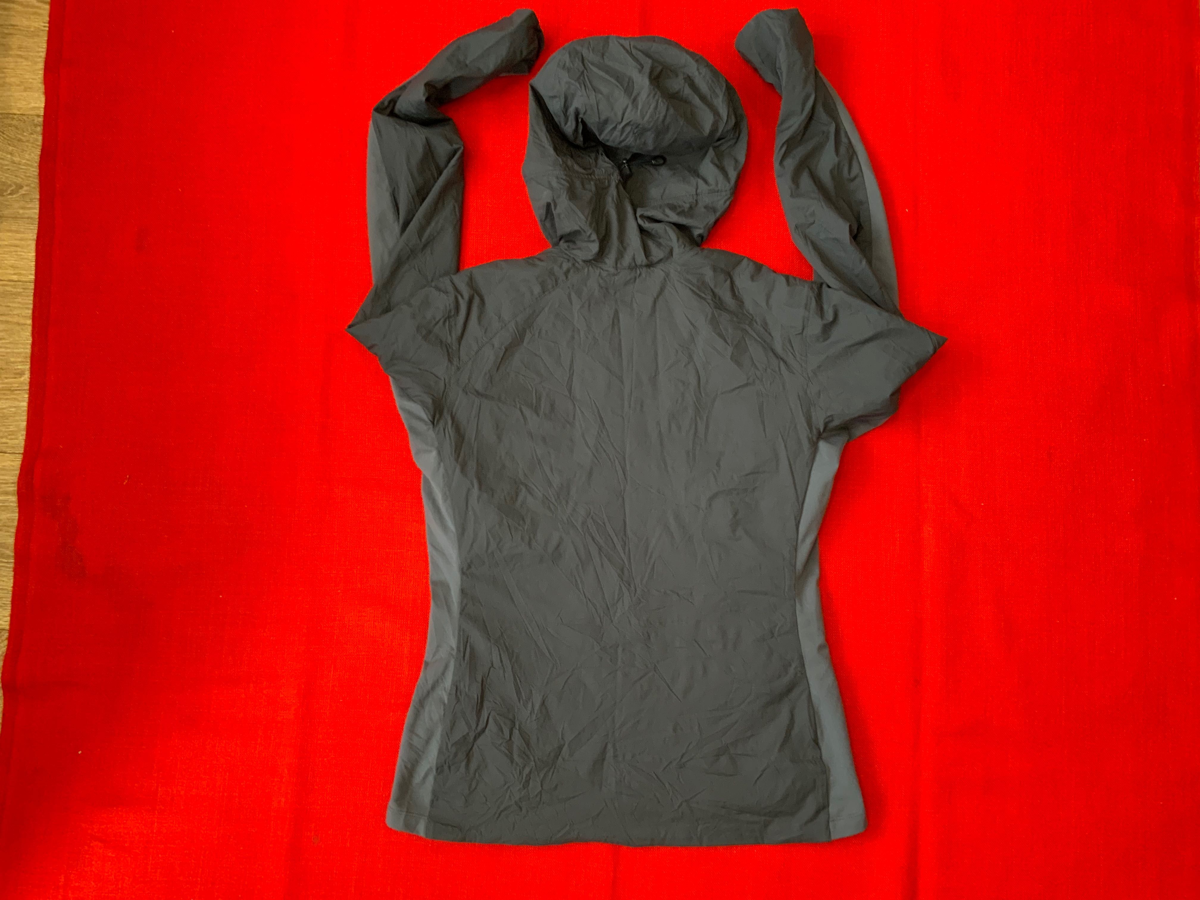 Arc’teryx-оригинално яке 38s-40m