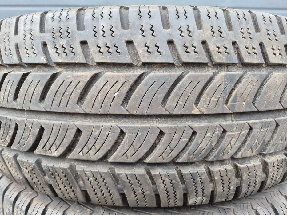 4 Anvelope de IARNA - 235/65/16C - Continental - APP NOI - DOT 2022 !