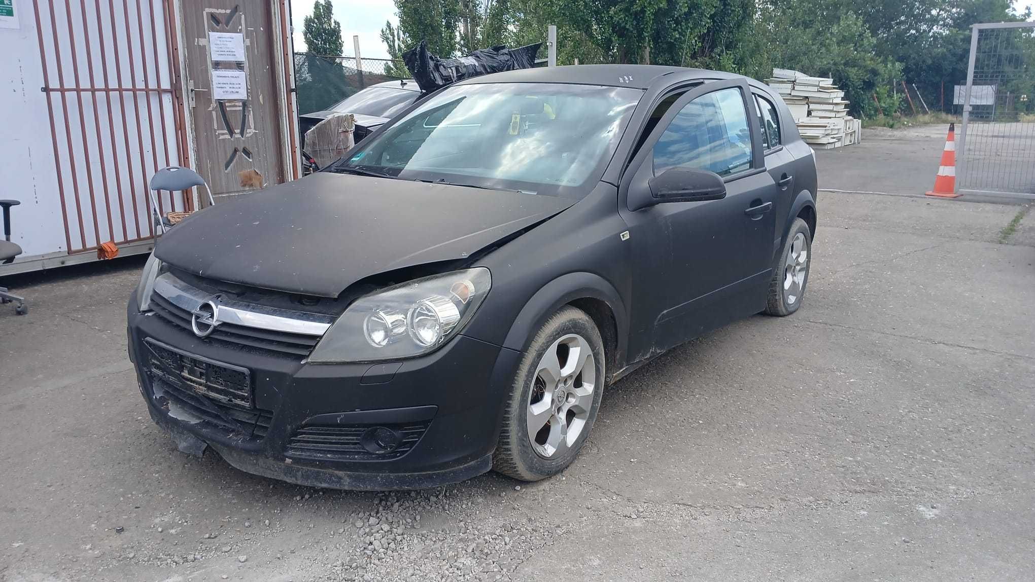 Dezmembrez Opel Astra H HB 1.6 BENZINA DIN 2004 - Z16XEP