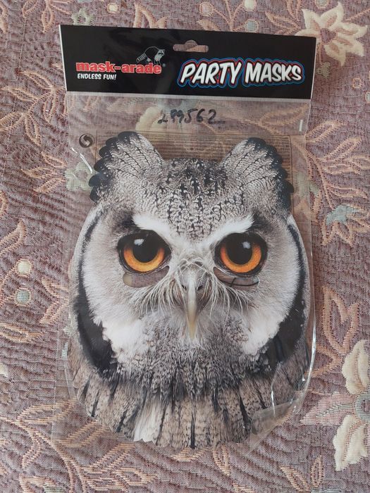 Masca cartonata bufnita