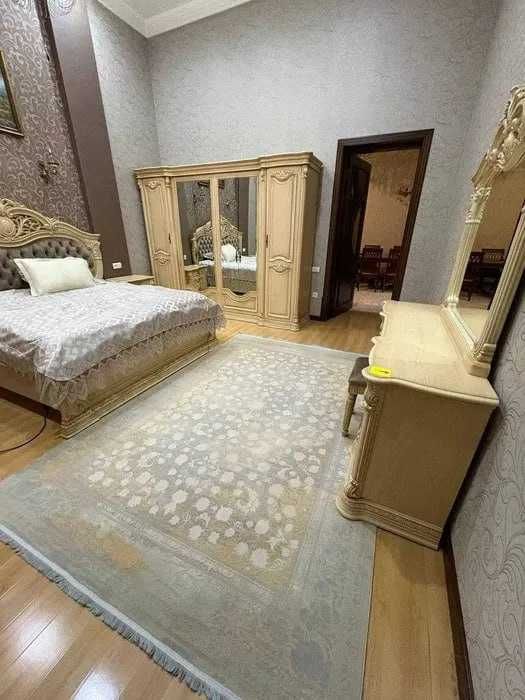 Продаётся дом в Яккасарайском районе, рядом с  (Grand Mie Hotel)