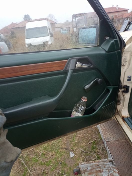 Мерцедес W124 /2.5 дизел на части