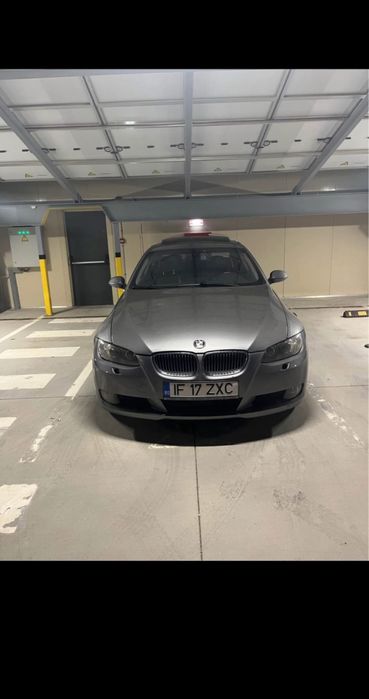 BMW e92 325i 220cp