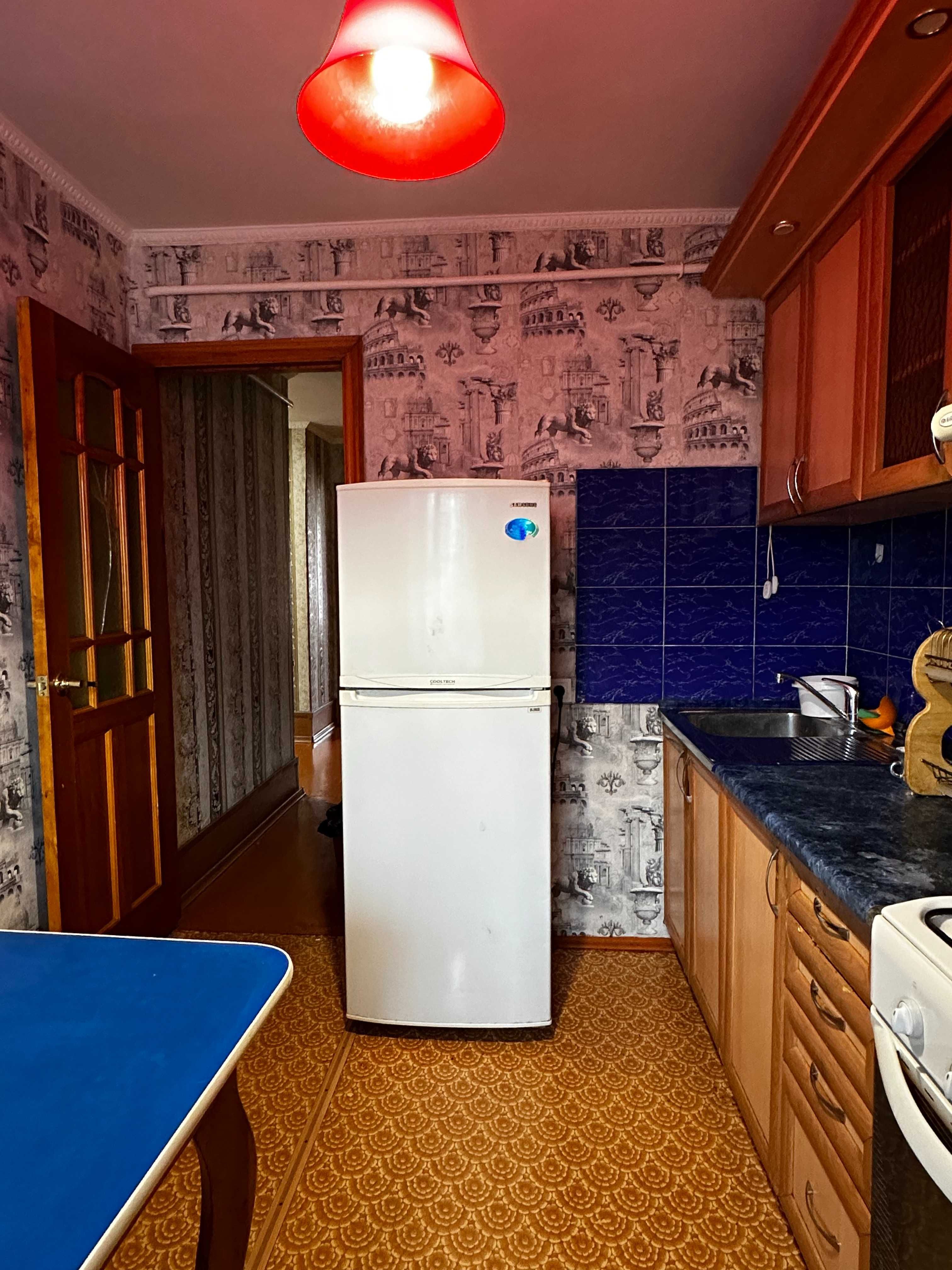 Продам 3-ех комнатную квартиру в 19 - мкр.