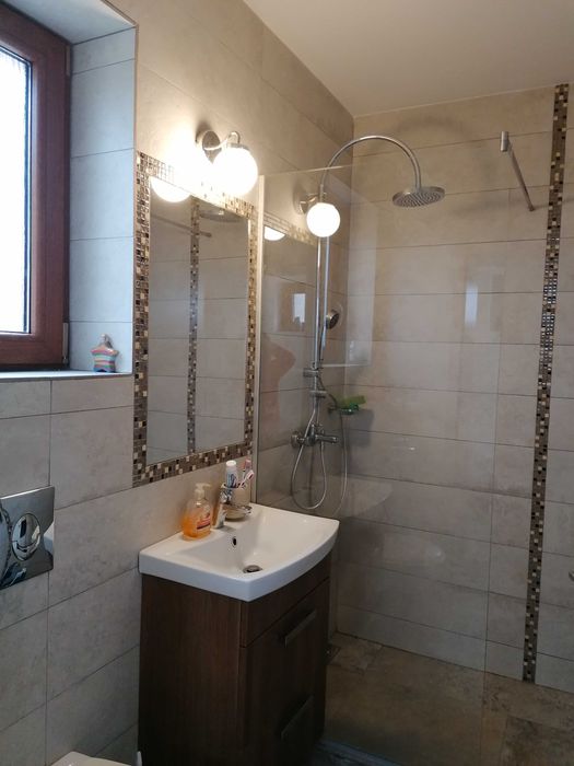 Apartament la casa de inchiriat