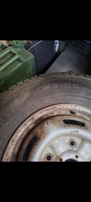 Anvelope iarna cu vidia 215/75R16C Nokian hakkapeliitta c4 dot 2022 ca