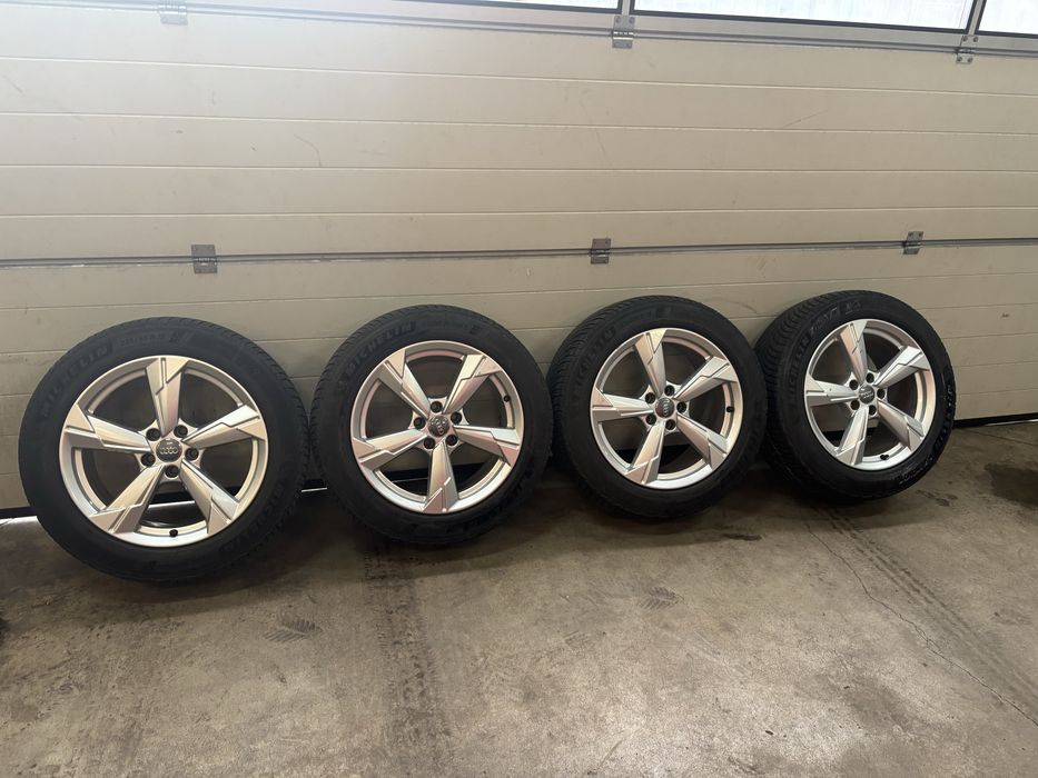 Оригинални Джанти 18” за Ауди A6 C8  с нови зимни гуми Мишелин