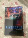 Книга Riverdale нова