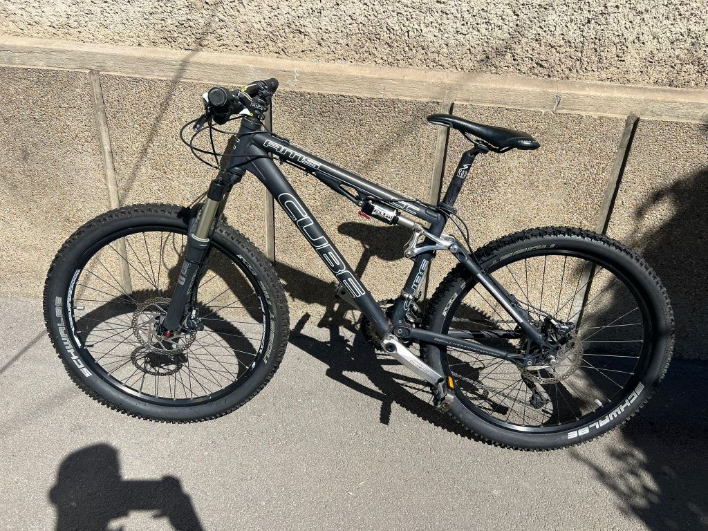 Vand Bicicleta Mountainbike Cube full suspension 26"  stare ca si noua