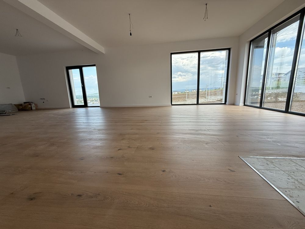Casa cu Design Deosebit - 520 mp teren