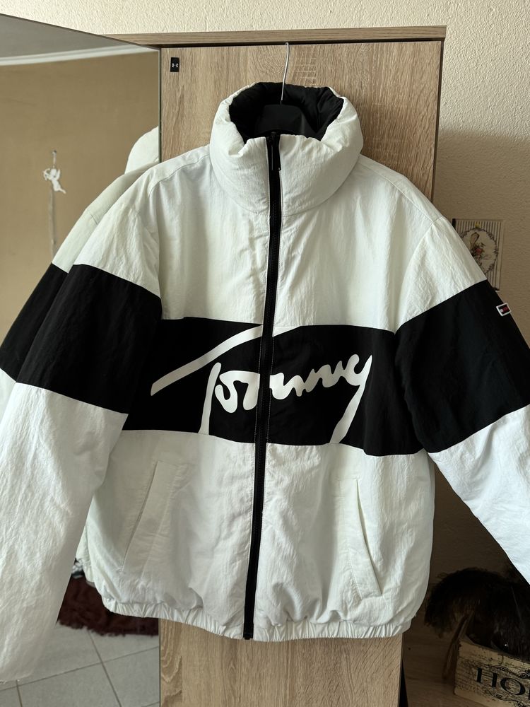 Дамско зимно яке Tommy Jeans