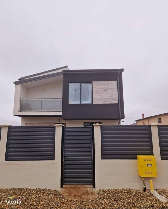 Casa de vanzare - Comuna Berceni/350 mp