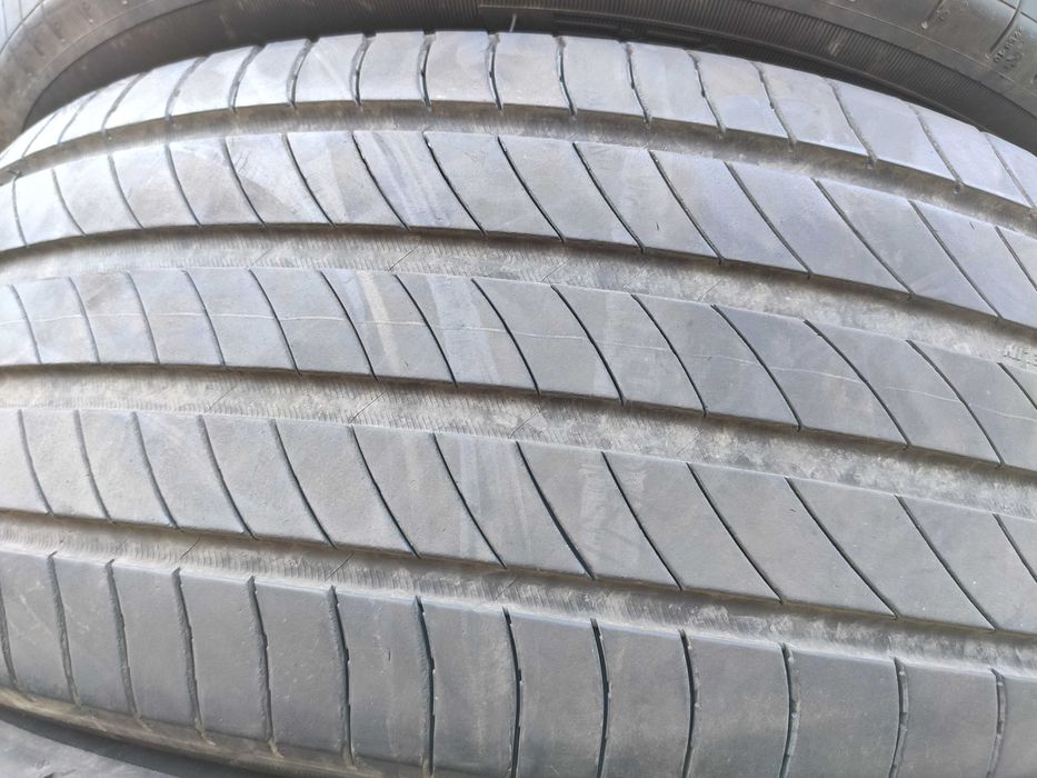 4бр Летни гуми 215 55 17 - Michelin
