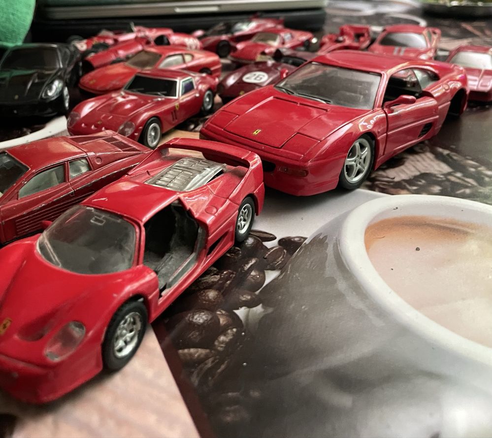 Колички.  Ferrari