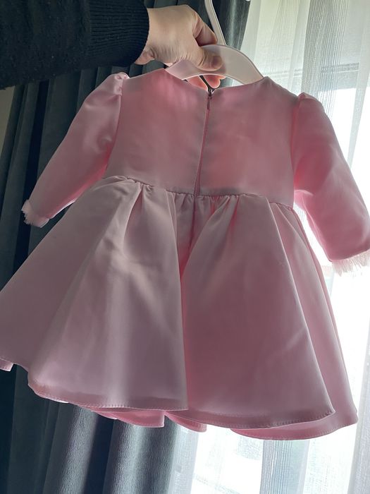 Rochița deosebita pentru botez