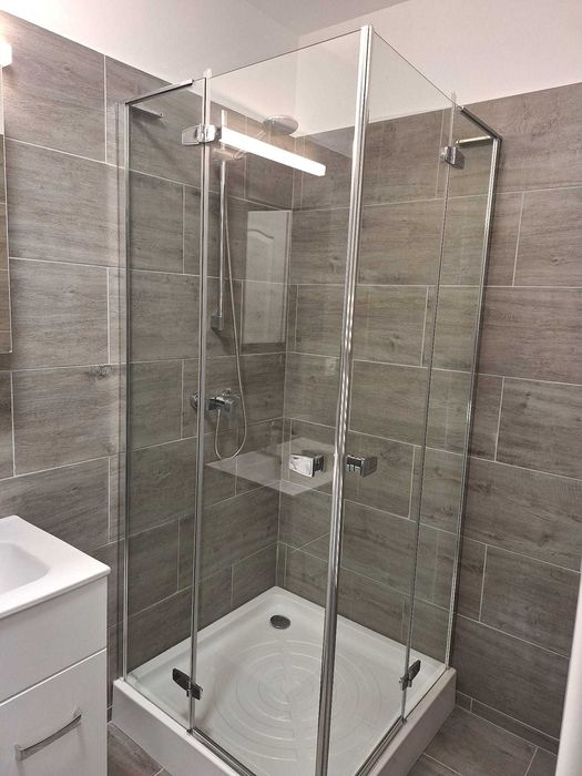 Vand cabina dus nefolosit  90/90