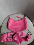 Poseta Steve Madden