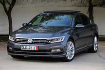 # Volkswagen Passat B8 Sedan / R-Line
