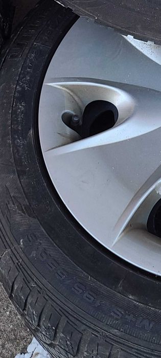 Jante BMW pe 16 cu cauciucuri de iarnă-vară 195/55 R16