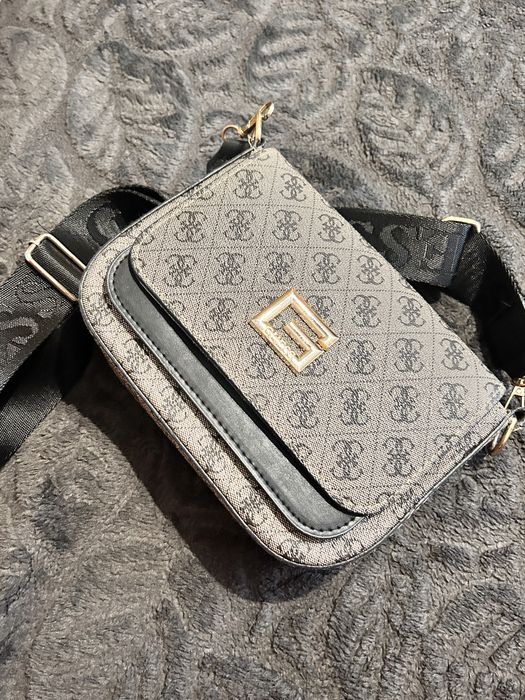 GUESS дамска чанта