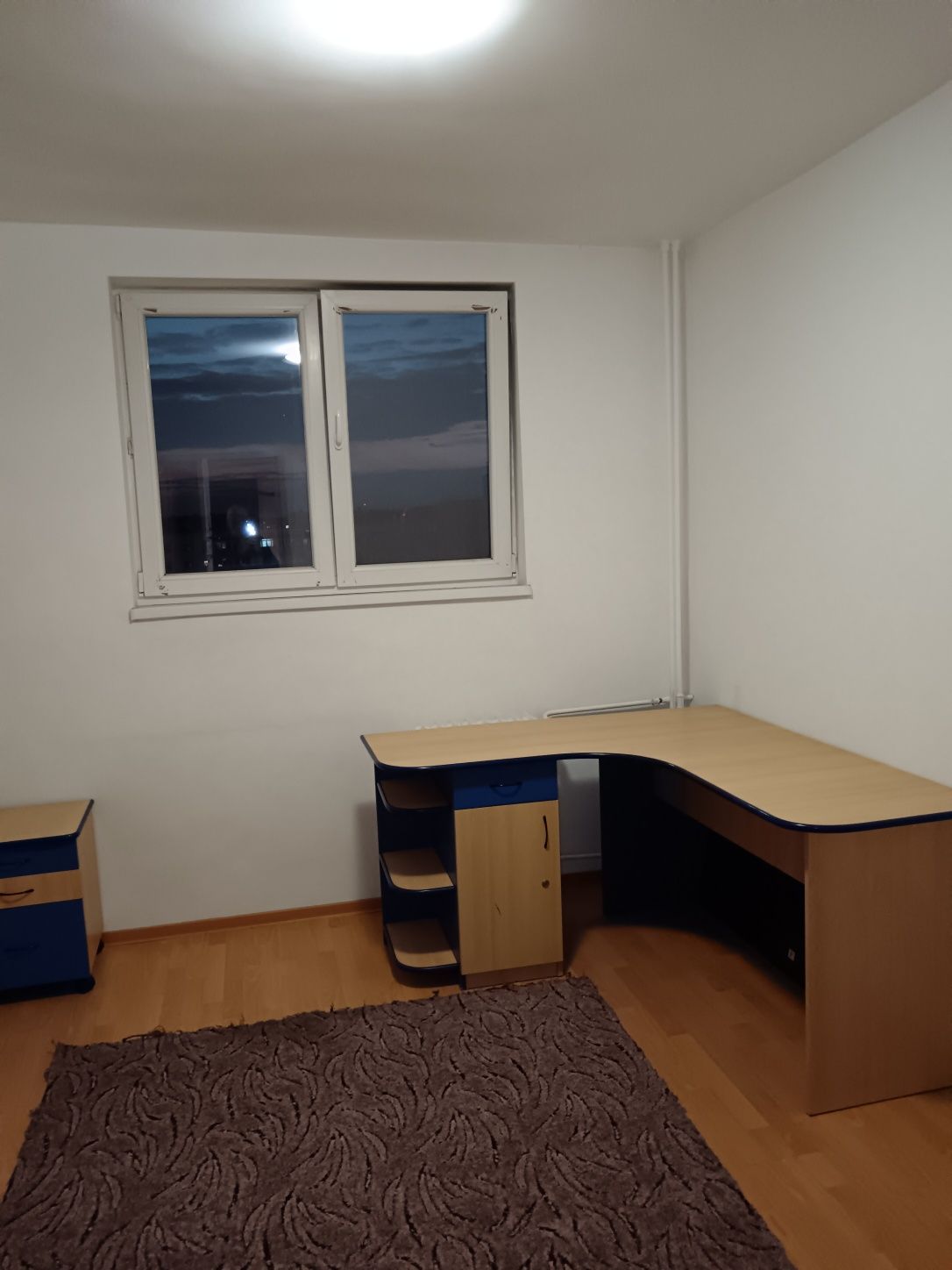 Apartament 3 camere zona 1 Decembrie Titan