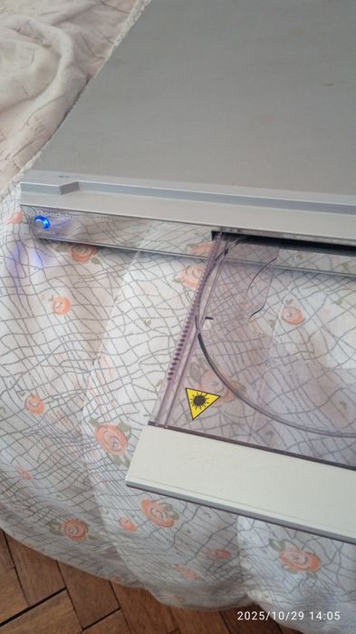 DVD Roadstar!Работещо!В отлично състояние!