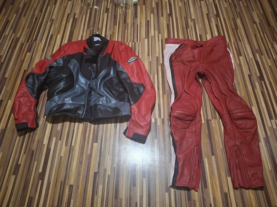 Reusch кожен екип + 2 каски Astone & Airoh – за истински моторист!