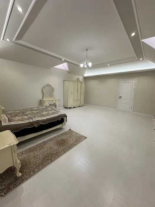 Сарбон продается дом Мирзо Улугбек Соток 6,8  Фасад 40м Ор Автобаза