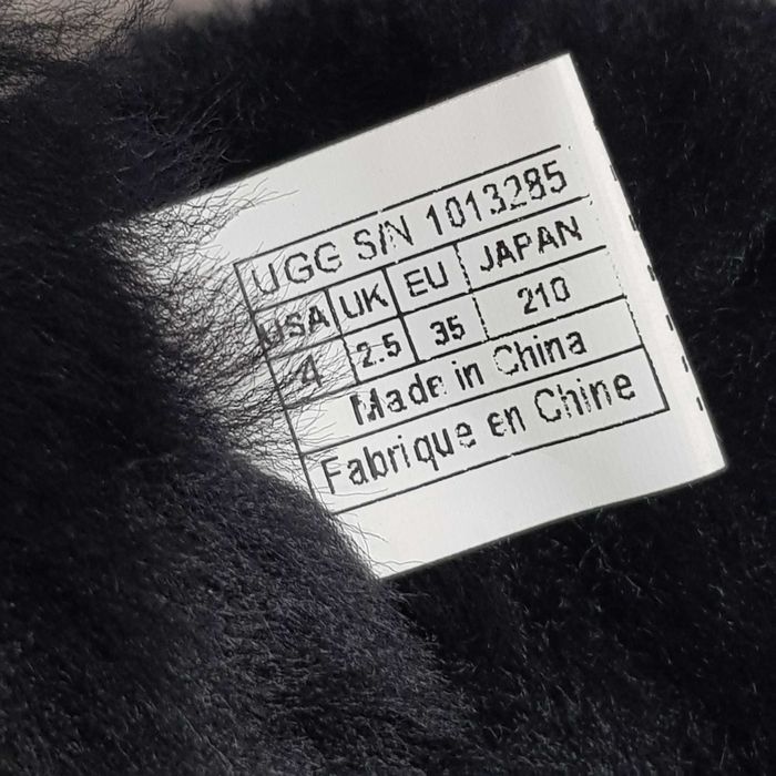 Ugg Australia - Exclusiviste !    marimea 35 ! Reducere !
