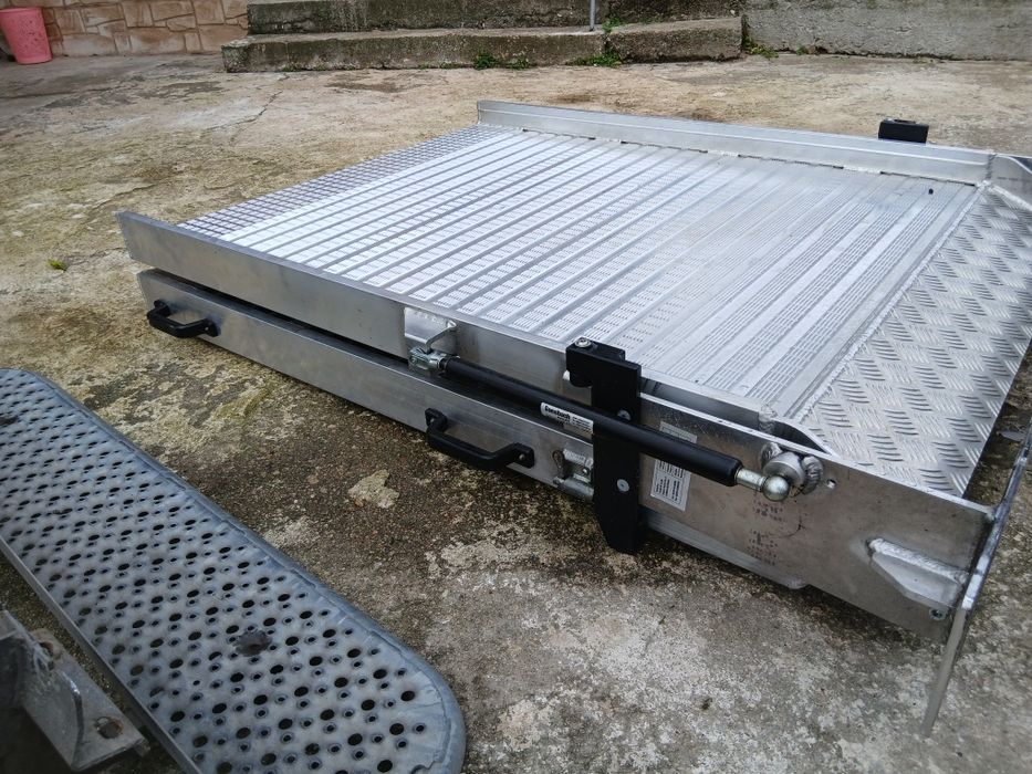 Продава се борд за инвалидни