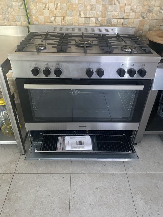 Aragaz profesional HEINNER