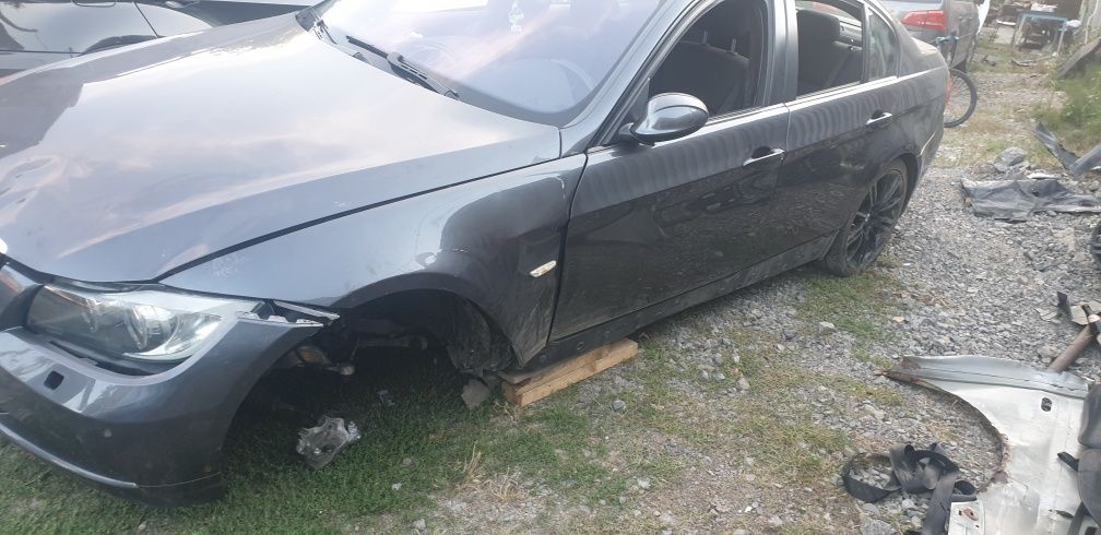 Bmw E90 320d 177k на части