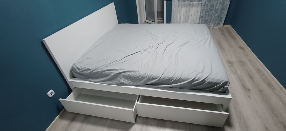 ПРОДАМ! СРОЧНО! Кровать IKEA двухспальная 180×200
