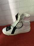 Vand OFF WHITE 3.0