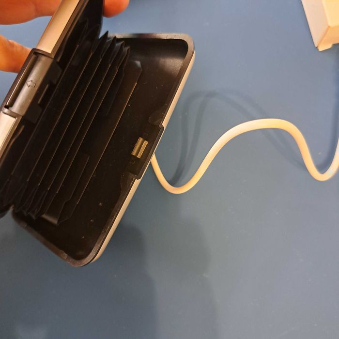 Преносима батерия , Bluetooth  колонка