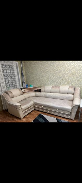 Продам угловой диван