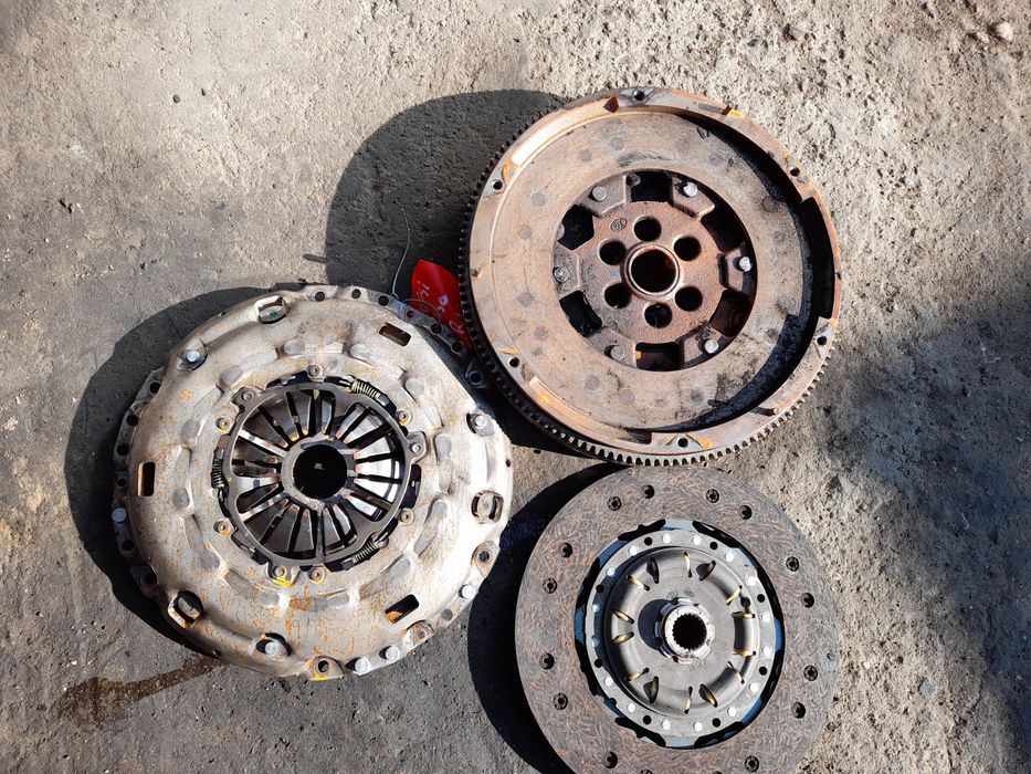 Kit ambreiaj 2.0TFSI BWA 200cp Audi A3/Golf 5/Audi TT/Roadster/Octavia