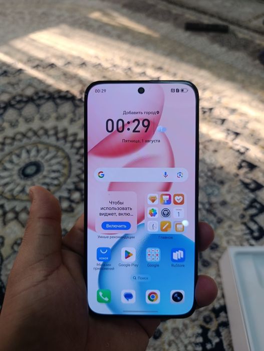 Honor 400    5G  8_256 xolati ideal yengi karobka