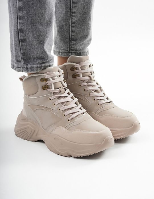 Демисезонные ботинки женские