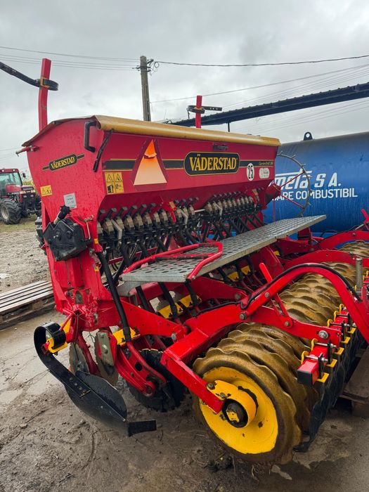 Semănătoare Vaderstad CarrierDrill 300
