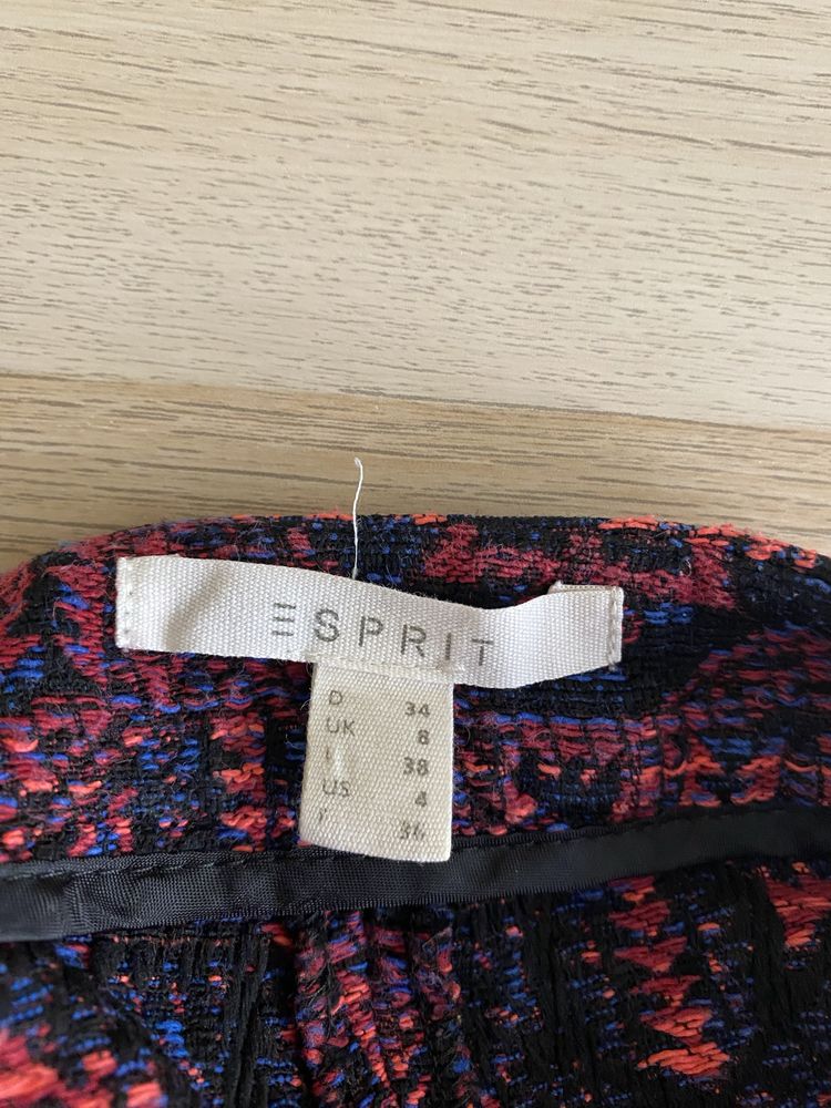 Къси панталони Esprit