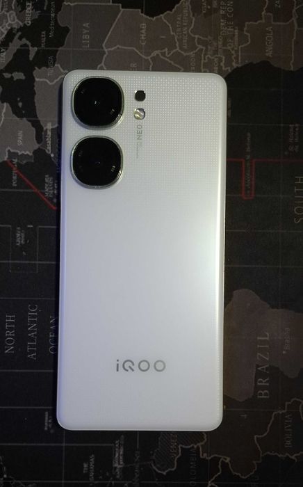 iqoo 9s PRO 24gb Ram