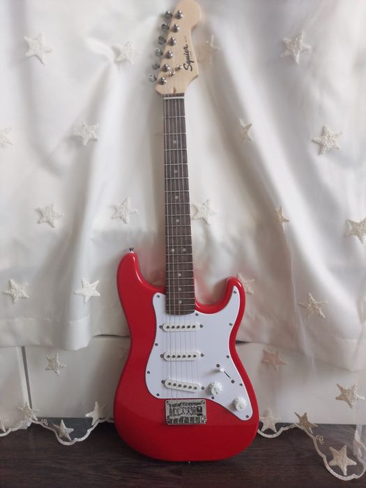 Fender Squier Mini 3/4 Stratocaster Dakota Red