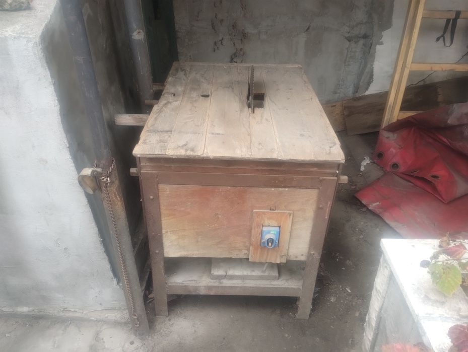 Циркуляр. Ръчна изработка.