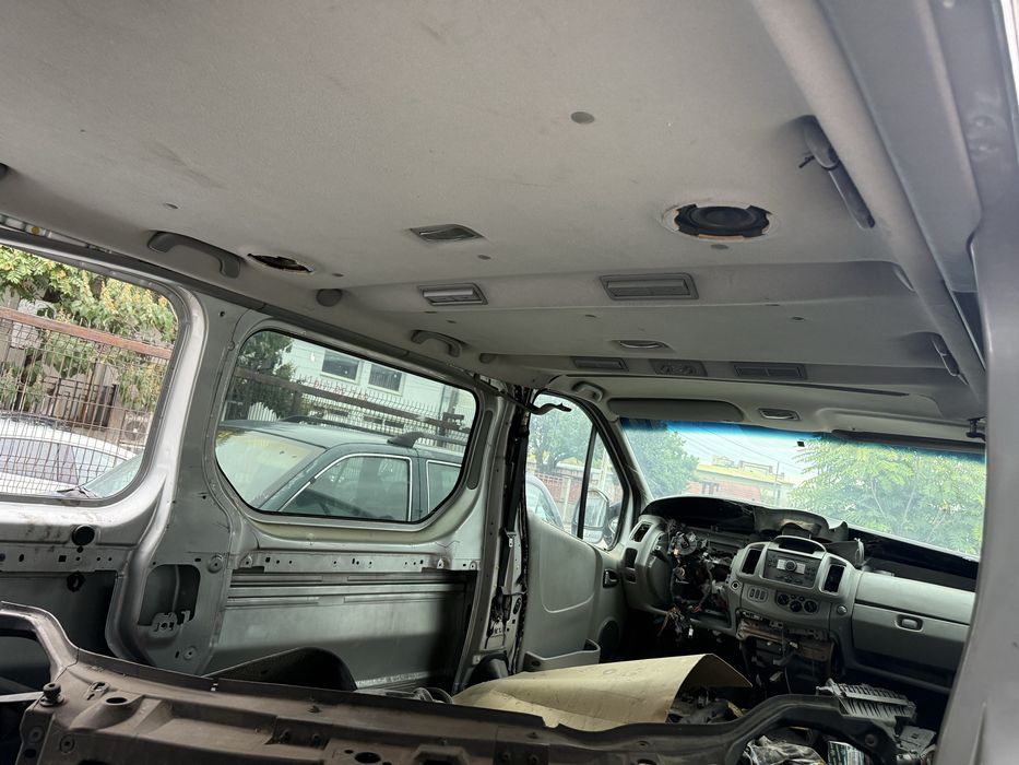 Dezmembrez opel vivaro motor cutie etc