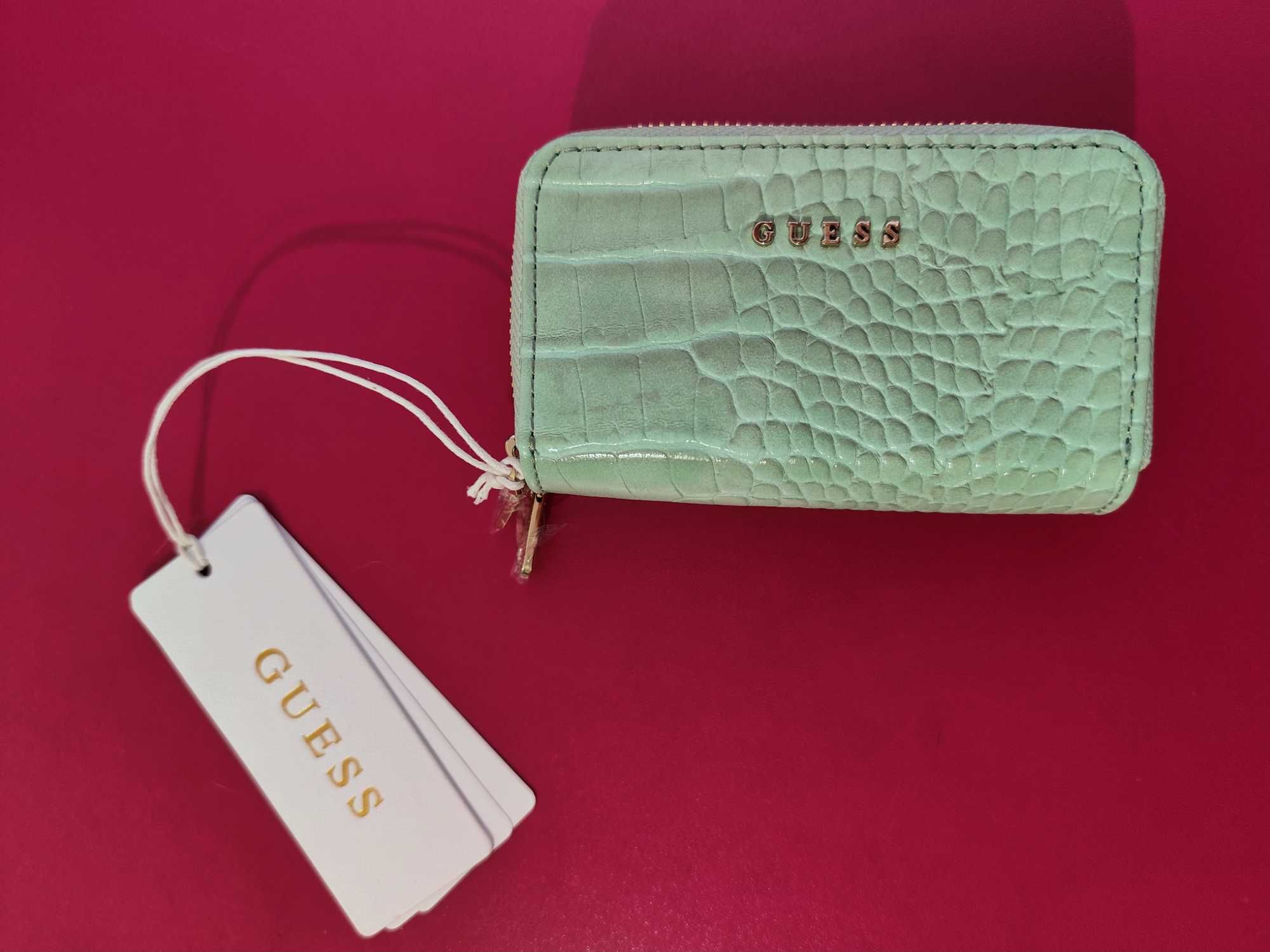 Портмоне Guess Ново С етикет